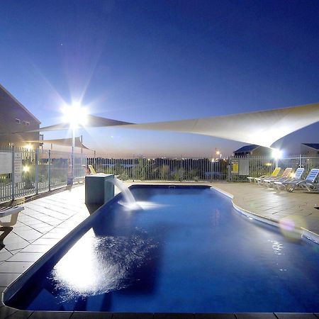 Quest Williamstown North Aparthotel Exteriör bild