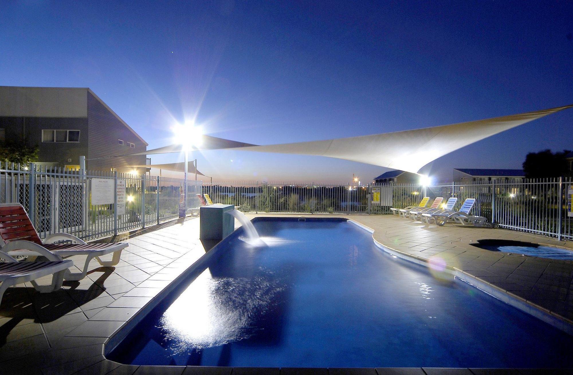 Quest Williamstown North Aparthotel Exteriör bild